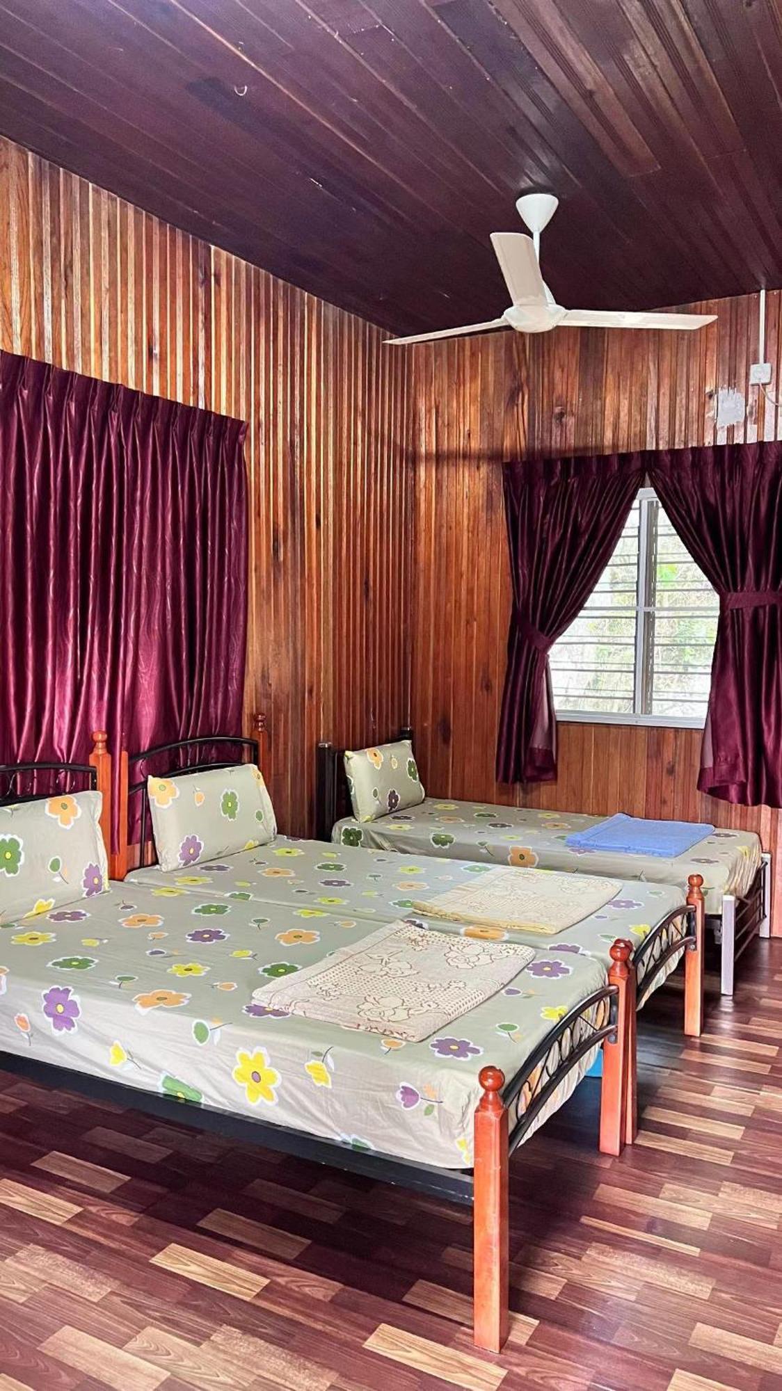 Country House Pulai Holiday Village Gua Musang Exterior foto